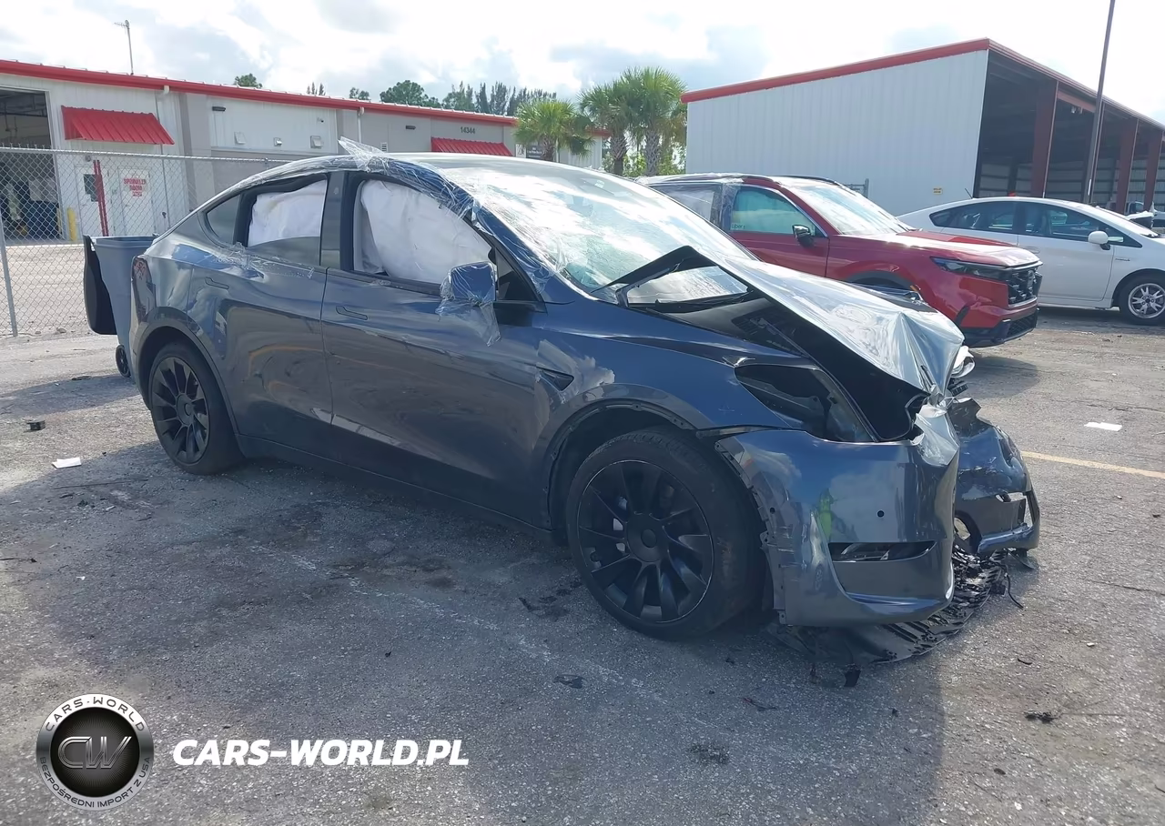2022 Tesla Model Y Long Range Dual Motor All-Wheel Drive VIN:7SAYGAEE7NF420567 - 1
