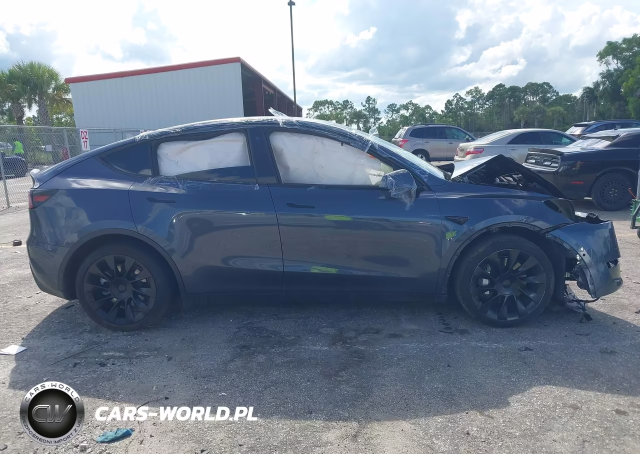 2022 Tesla Model Y Long Range Dual Motor All-Wheel Drive VIN:7SAYGAEE7NF420567 - 12