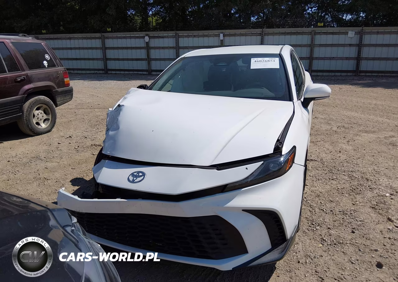 2026 Toyota Camry Se VIN:4T1DAACK1TU716559 - 12