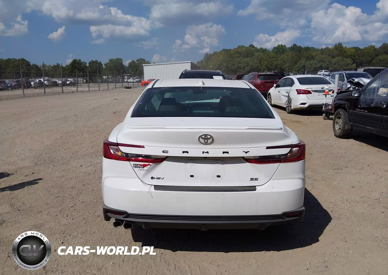2026 Toyota Camry Se VIN:4T1DAACK1TU716559 - 16