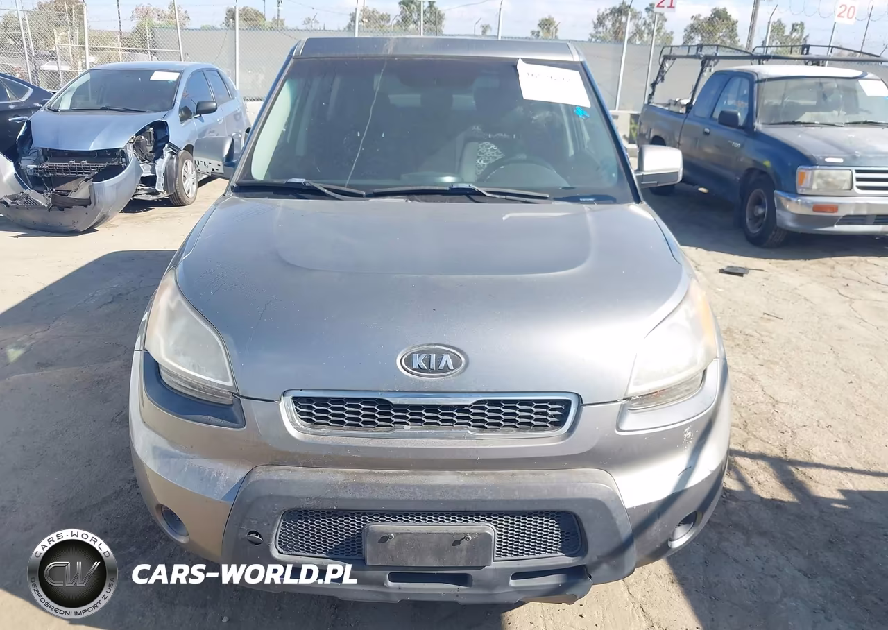 2010 Kia Soul + VIN:KNDJT2A22A7166956 - 12
