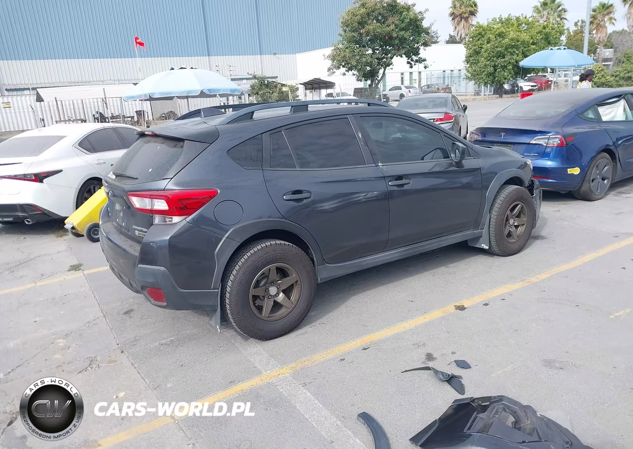 2018 Subaru Crosstrek 2.0I Premium VIN:JF2GTABC1JH243257 - 4
