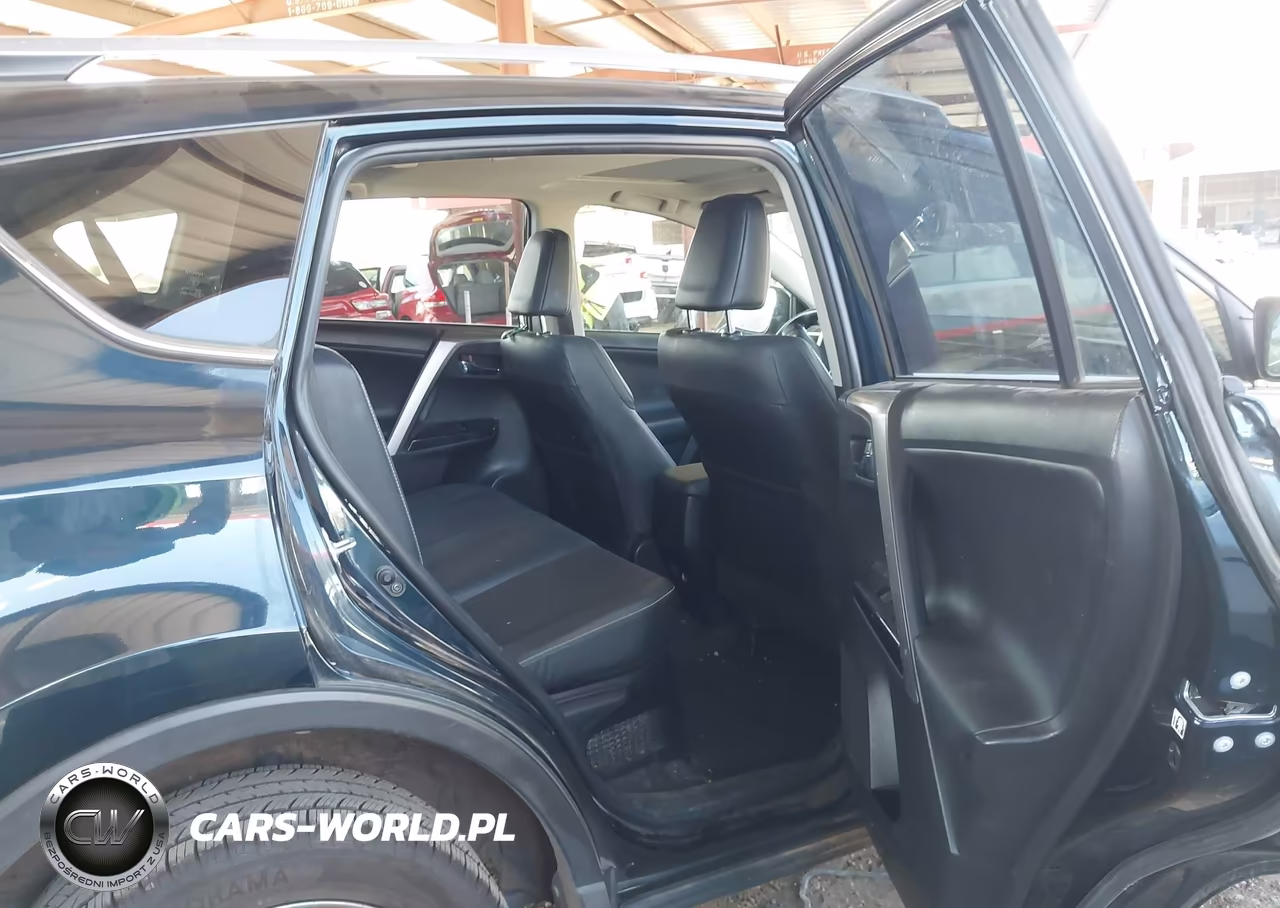 2017 Toyota Rav4 Hybrid Limited VIN:JTMDJREV2HD070952 - 8