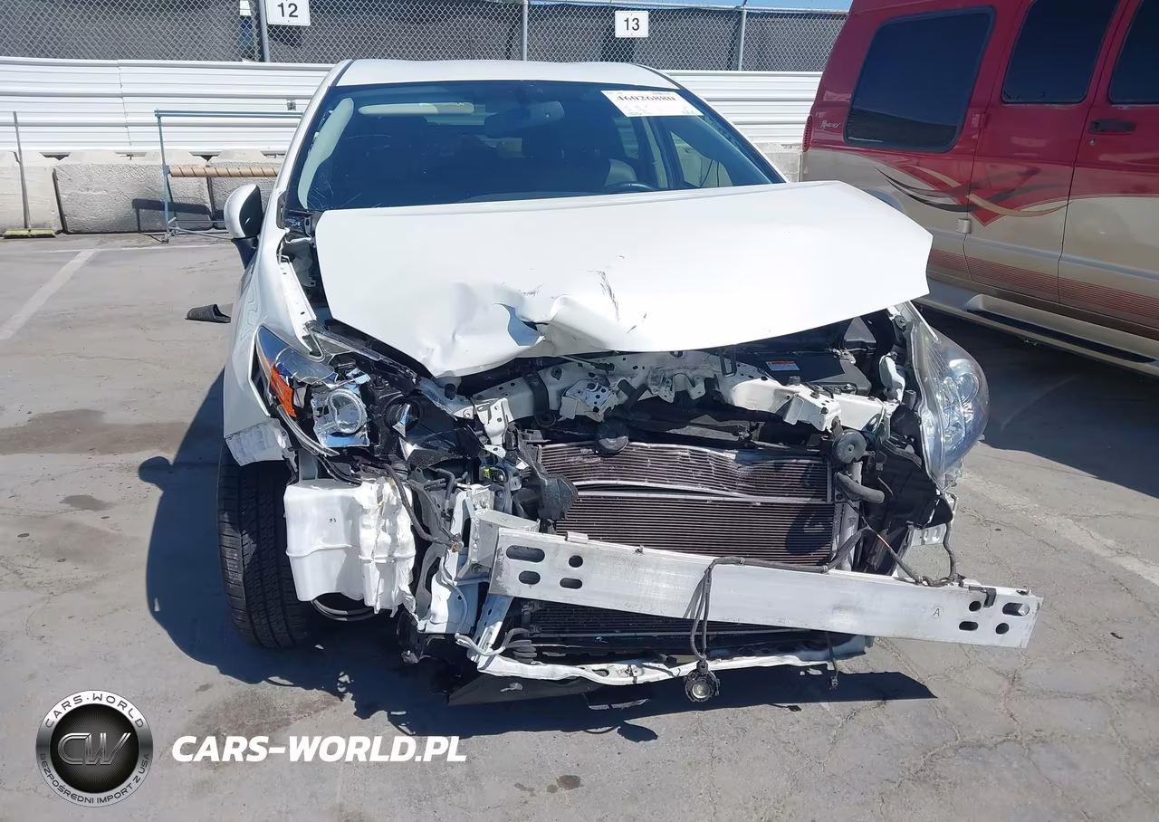 2015 Toyota Prius Plug-In Advanced VIN:JTDKN3DP3F3071381 - 6