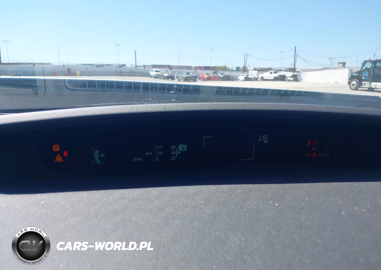2015 Toyota Prius Plug-In Advanced VIN:JTDKN3DP3F3071381 - 7
