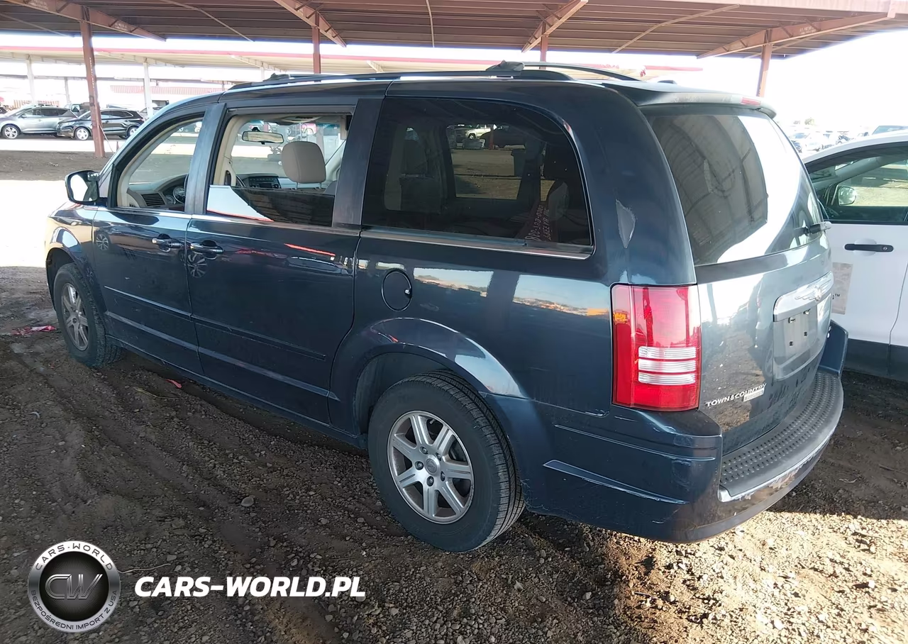 2008 Chrysler Town & Country Touring VIN:2A8HR54P18R818425 - 3