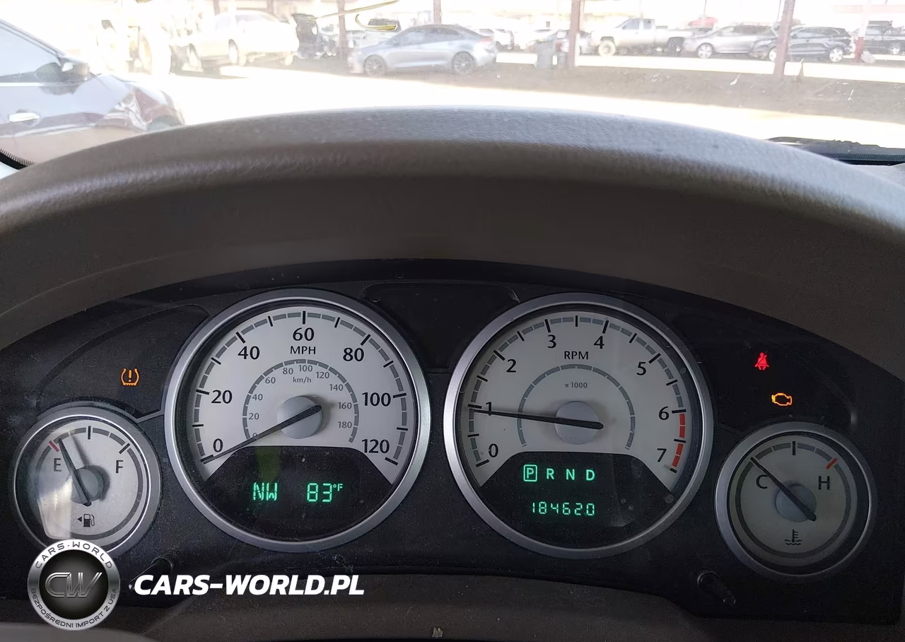2008 Chrysler Town & Country Touring VIN:2A8HR54P18R818425 - 7