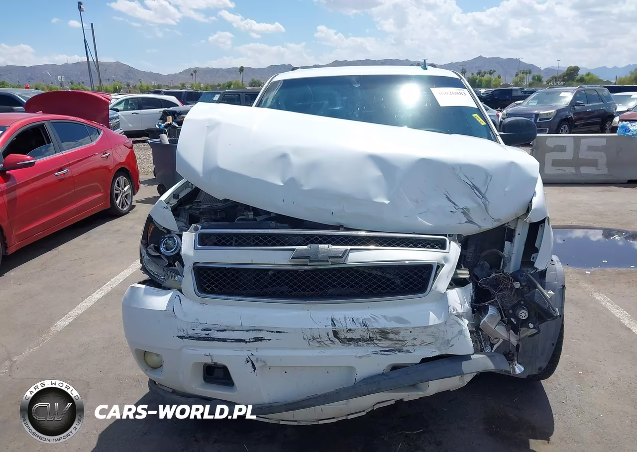 2007 Chevrolet Tahoe C1500 VIN:1GNFC13077R244969 - 12