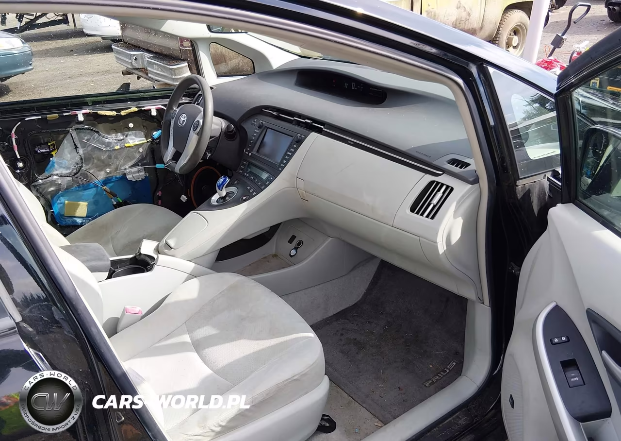 2010 Toyota Prius Iii VIN:JTDKN3DU2A0055690 - 5