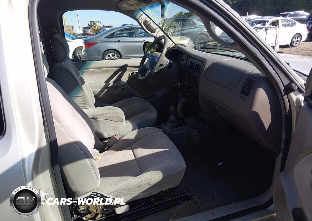 2004 Toyota Tacoma VIN:5TEWM72N04Z431802 - 5