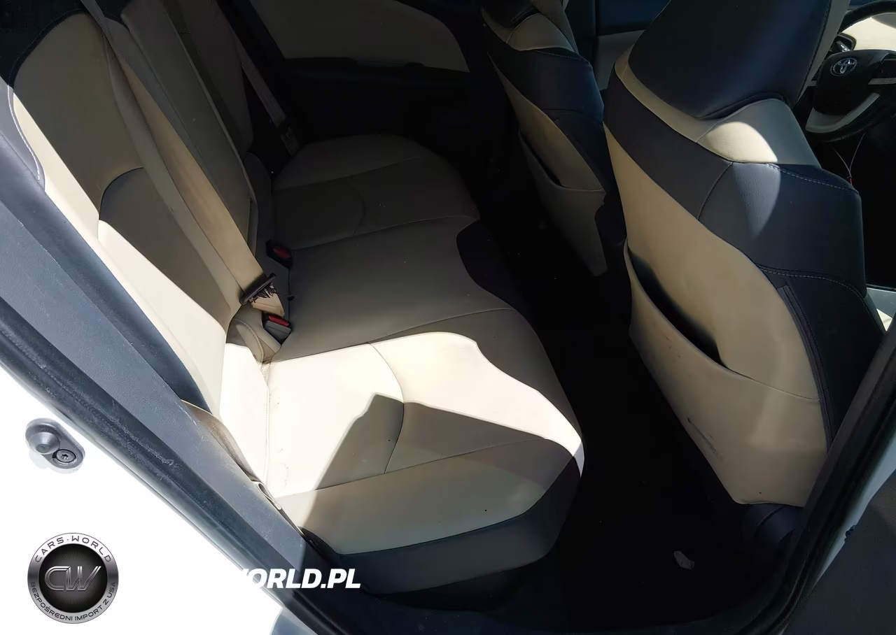 2017 Toyota Prius VIN:JTDKARFU1H3041591 - 8