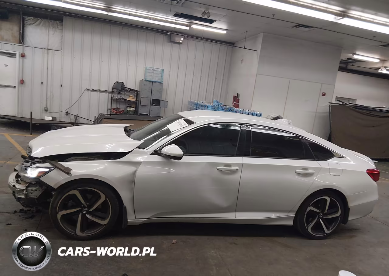 2018 Honda Accord Sport VIN:1HGCV1F38JA266093 - 14