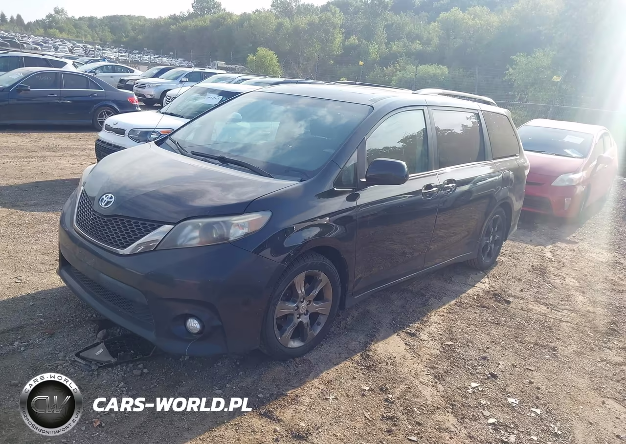 2012 Toyota Sienna Se 8 Passenger VIN:5TDXK3DC1CS193744 - 2