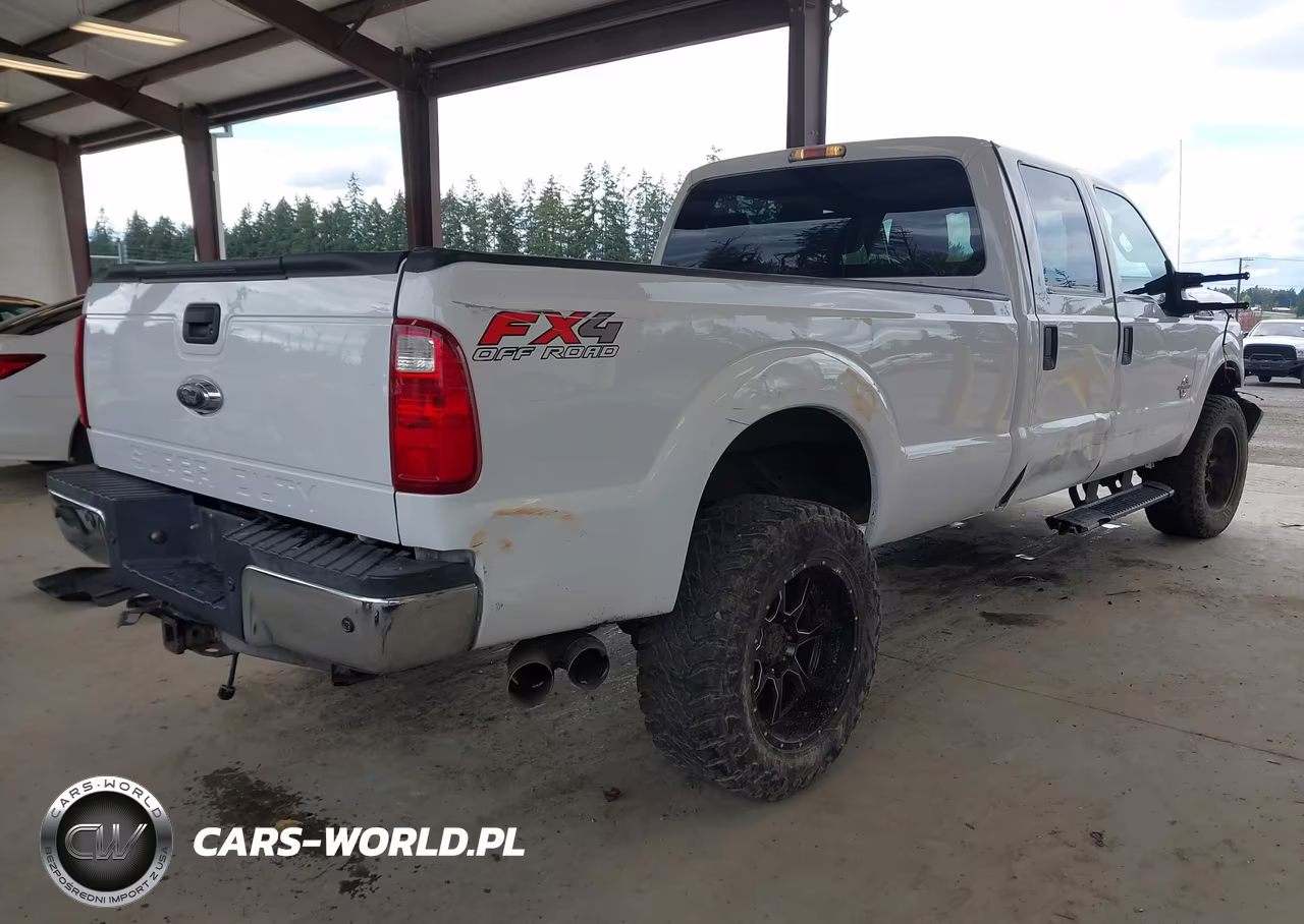 2015 Ford F-350 Xlt VIN:1FD8W3BT4FED46702 - 4