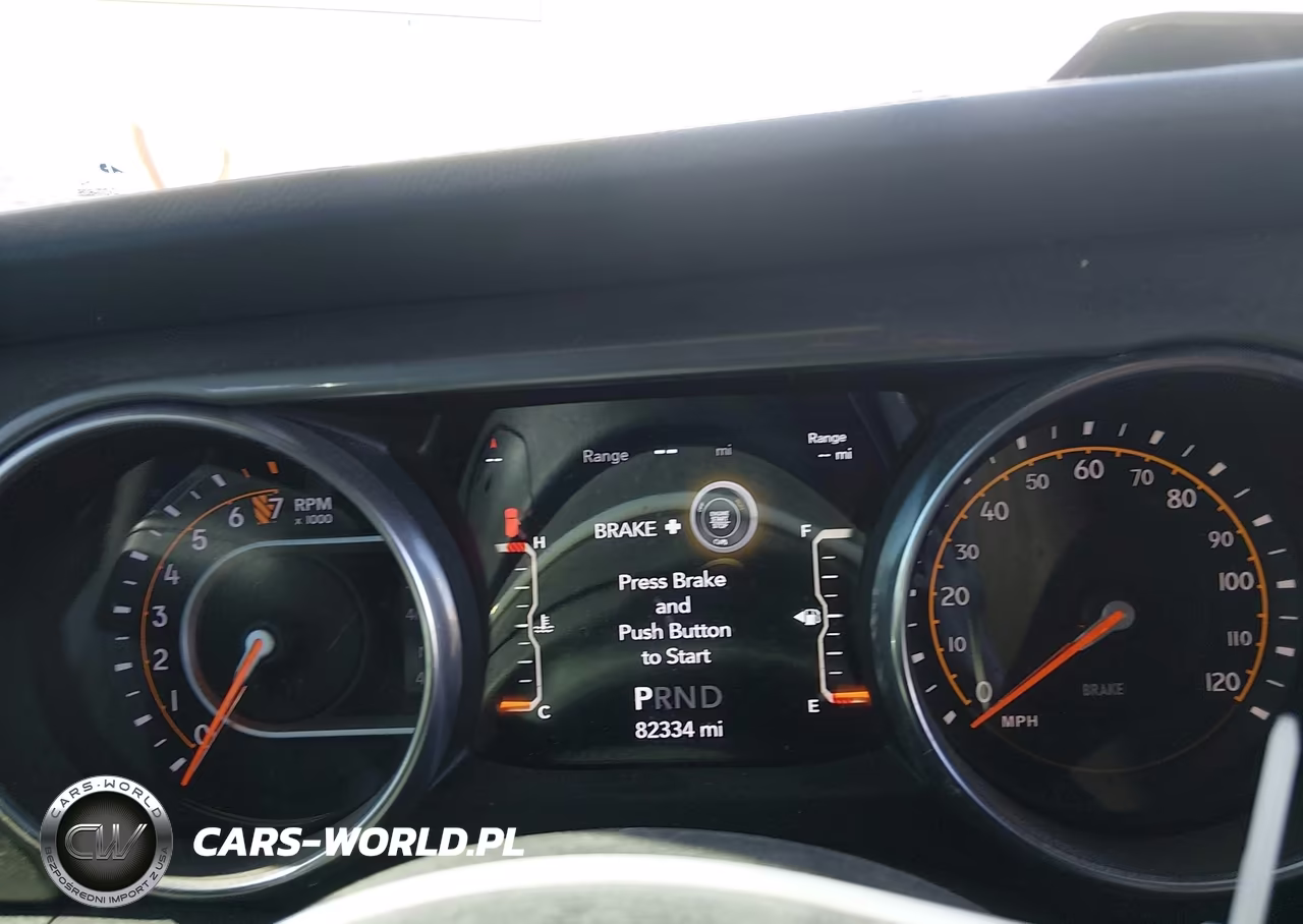 2019 Jeep Wrangler Unlimited Sahara VIN:1C4HJXEG7KW565070 - 7