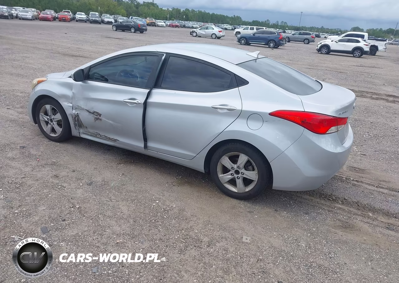 2012 Hyundai Elantra Gls VIN:5NPDH4AE9CH121015 - 3