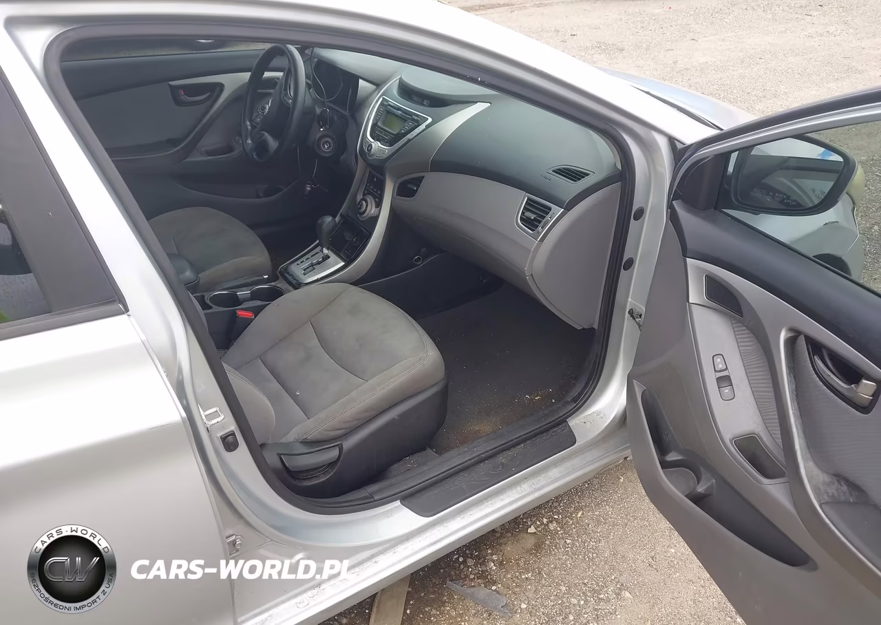 2012 Hyundai Elantra Gls VIN:5NPDH4AE9CH121015 - 5
