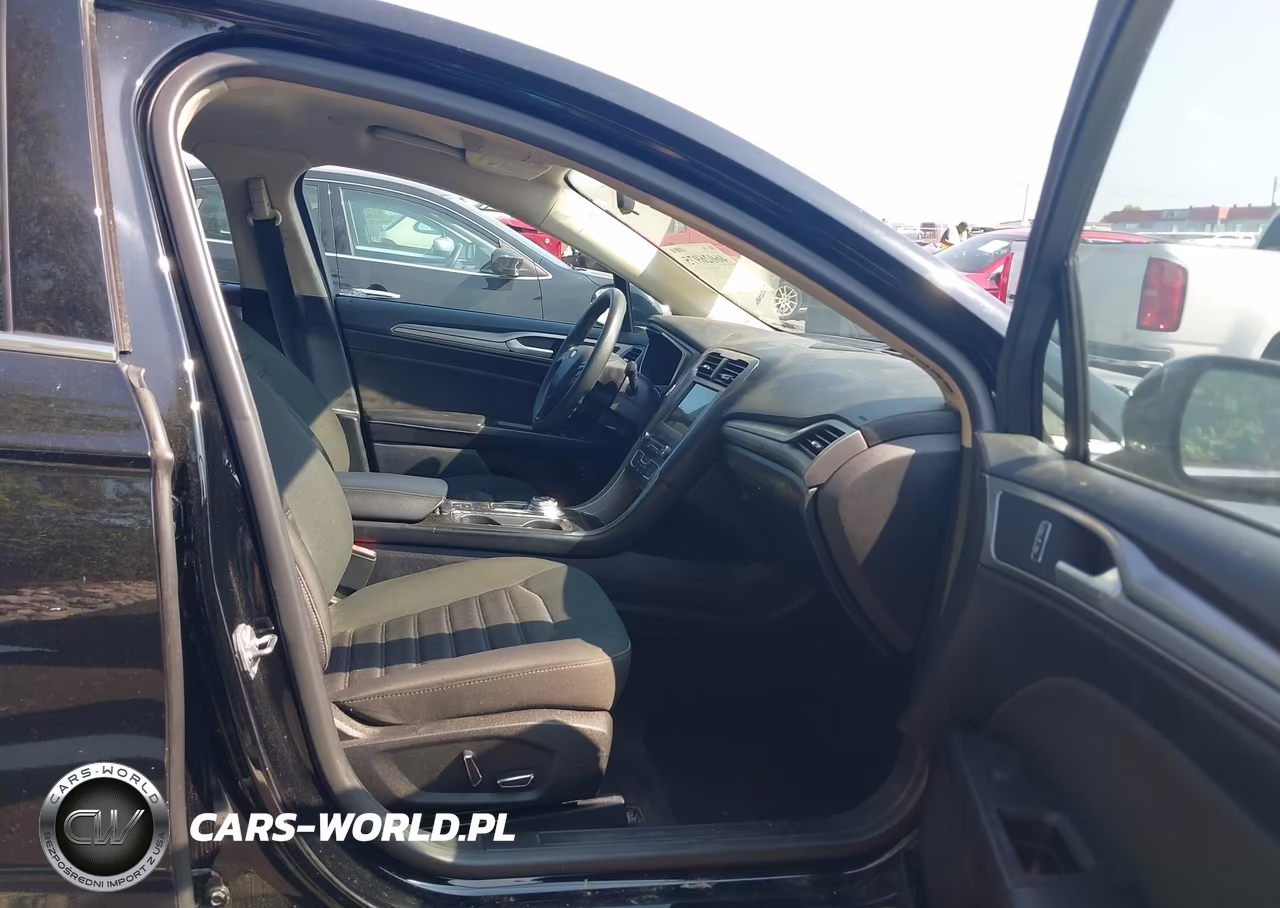 2018 Ford Fusion Hybrid Se VIN:3FA6P0LU5JR231150 - 5