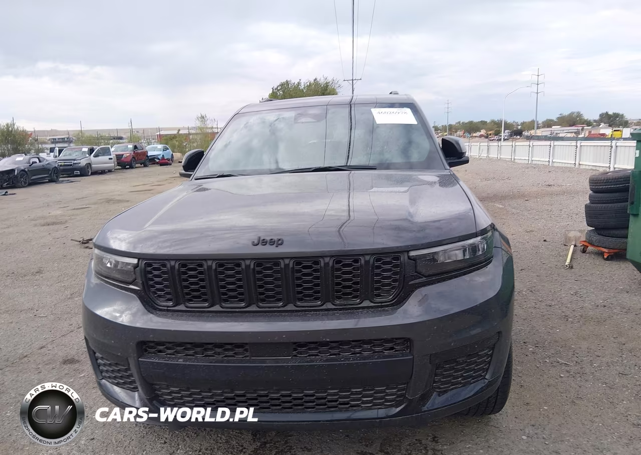 2025 Jeep Grand Cherokee L Altitude 4X2 VIN:1C4RJJAG8S8655923 - 12
