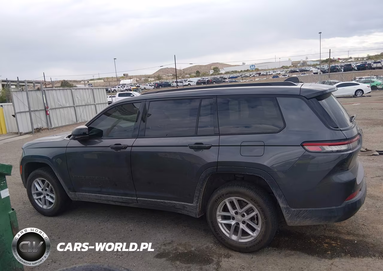 2025 Jeep Grand Cherokee L Altitude 4X2 VIN:1C4RJJAG8S8655923 - 14
