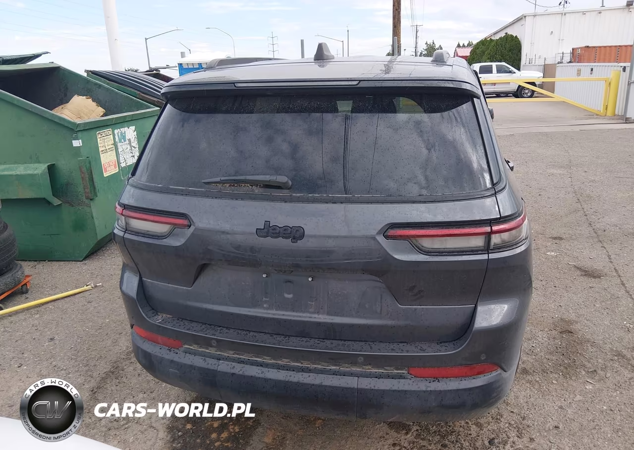 2025 Jeep Grand Cherokee L Altitude 4X2 VIN:1C4RJJAG8S8655923 - 16