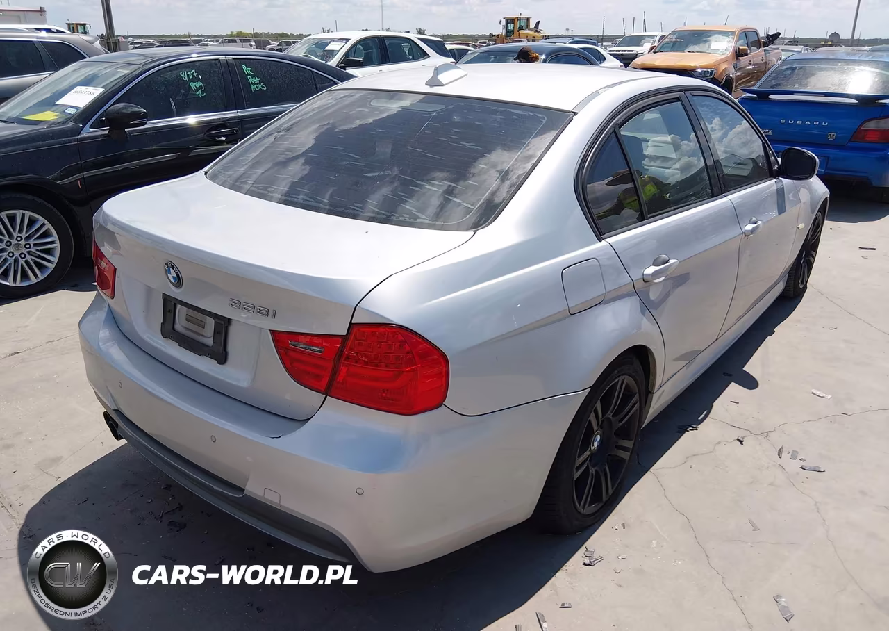 2009 BMW 328I VIN:WBAPH77539NM46142 - 4