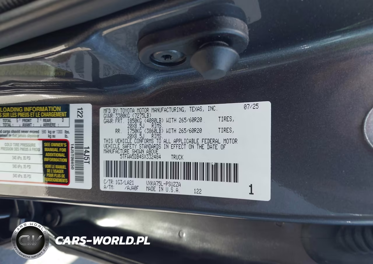 2025 Toyota Tundra Platinum VIN:5TFWA5DB4SX332484 - 9