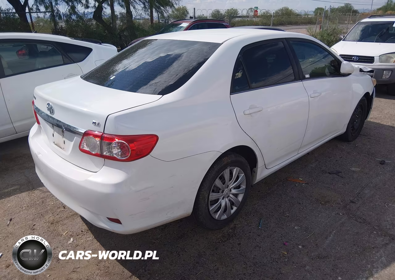 2013 Toyota Corolla Le VIN:5YFBU4EE6DP137366 - 4