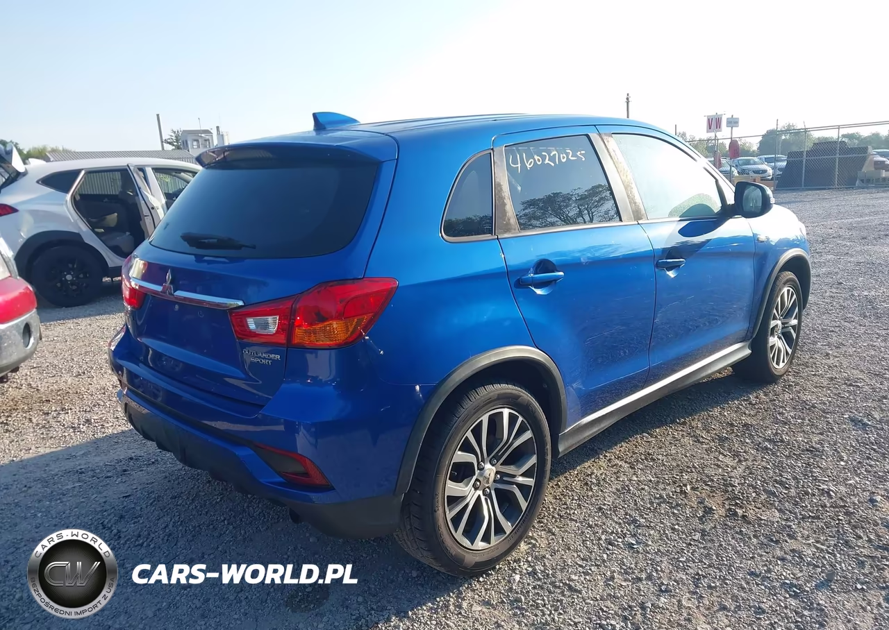 2018 Mitsubishi Outlander Sport 2.0 Es VIN:JA4AP3AU6JU005596 - 4