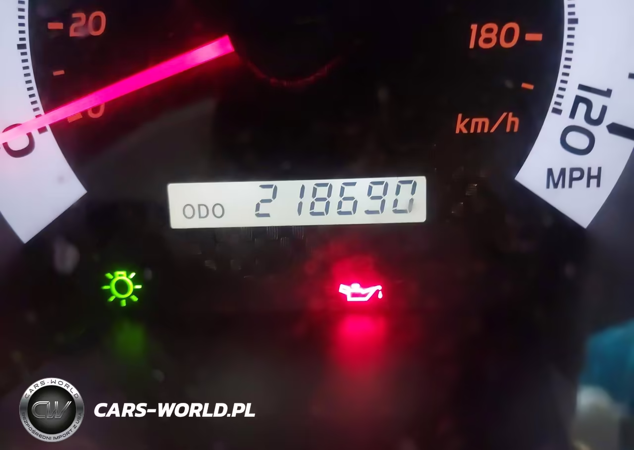 2015 Toyota Tacoma Base V6 VIN:5TFUU4EN4FX117744 - 16