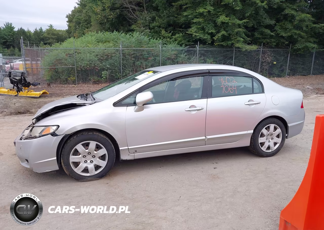 2011 Honda Civic Lx VIN:2HGFA1F50BH302985 - 12