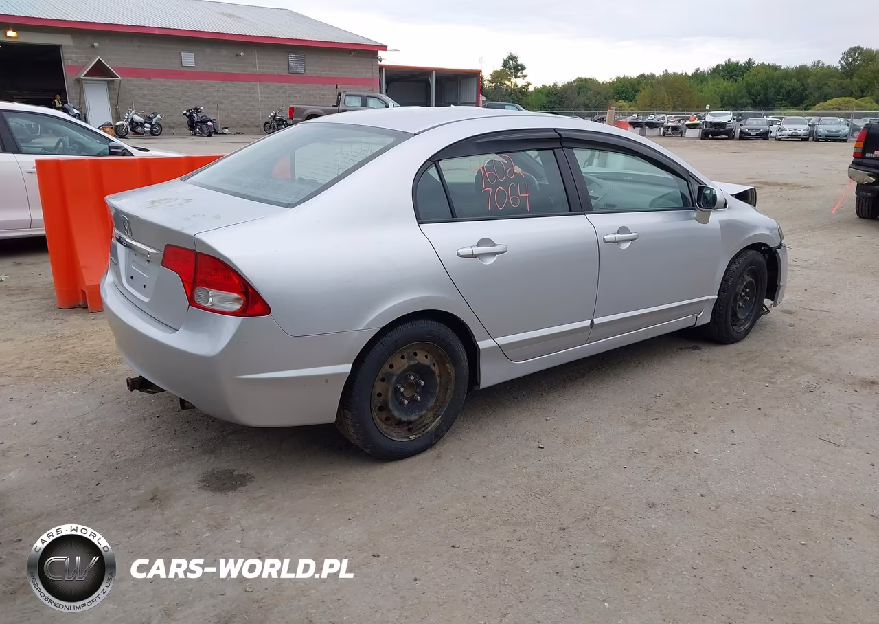 2011 Honda Civic Lx VIN:2HGFA1F50BH302985 - 4