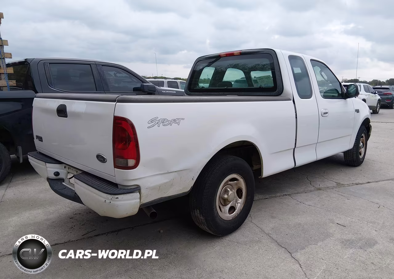 2003 Ford F-150 Xl-Xlt VIN:1FTRX172X3NB05863 - 4