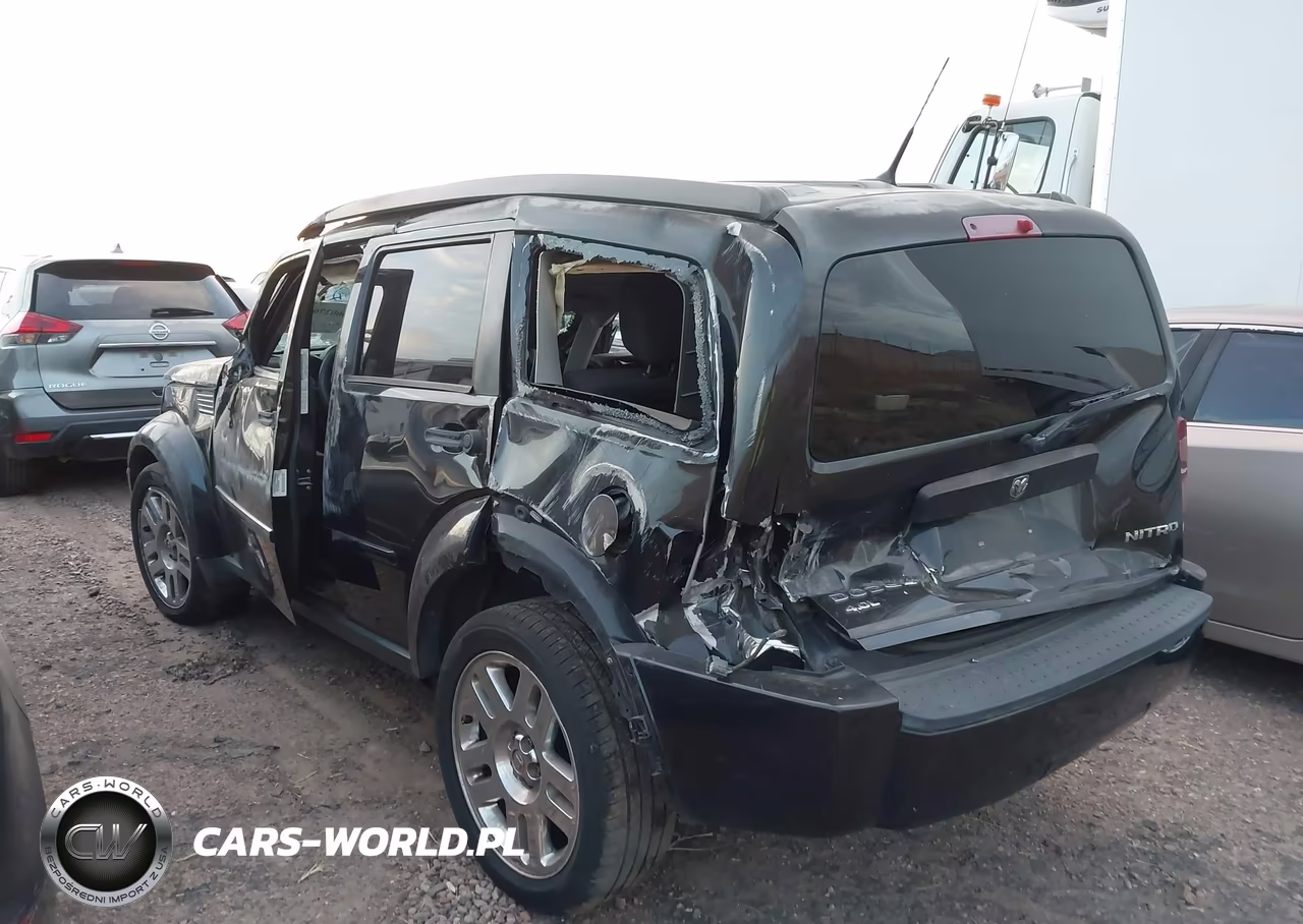 2011 Dodge Nitro Heat VIN:1D4PT4GX5BW513067 - 11