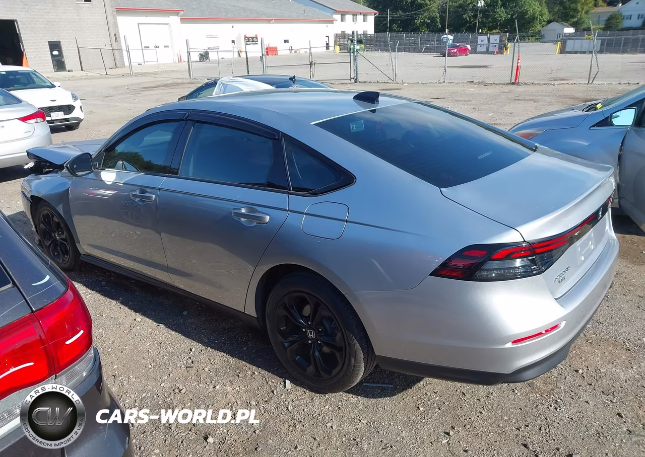 2025 Honda Accord Se VIN:1HGCY1F47SA043335 - 14