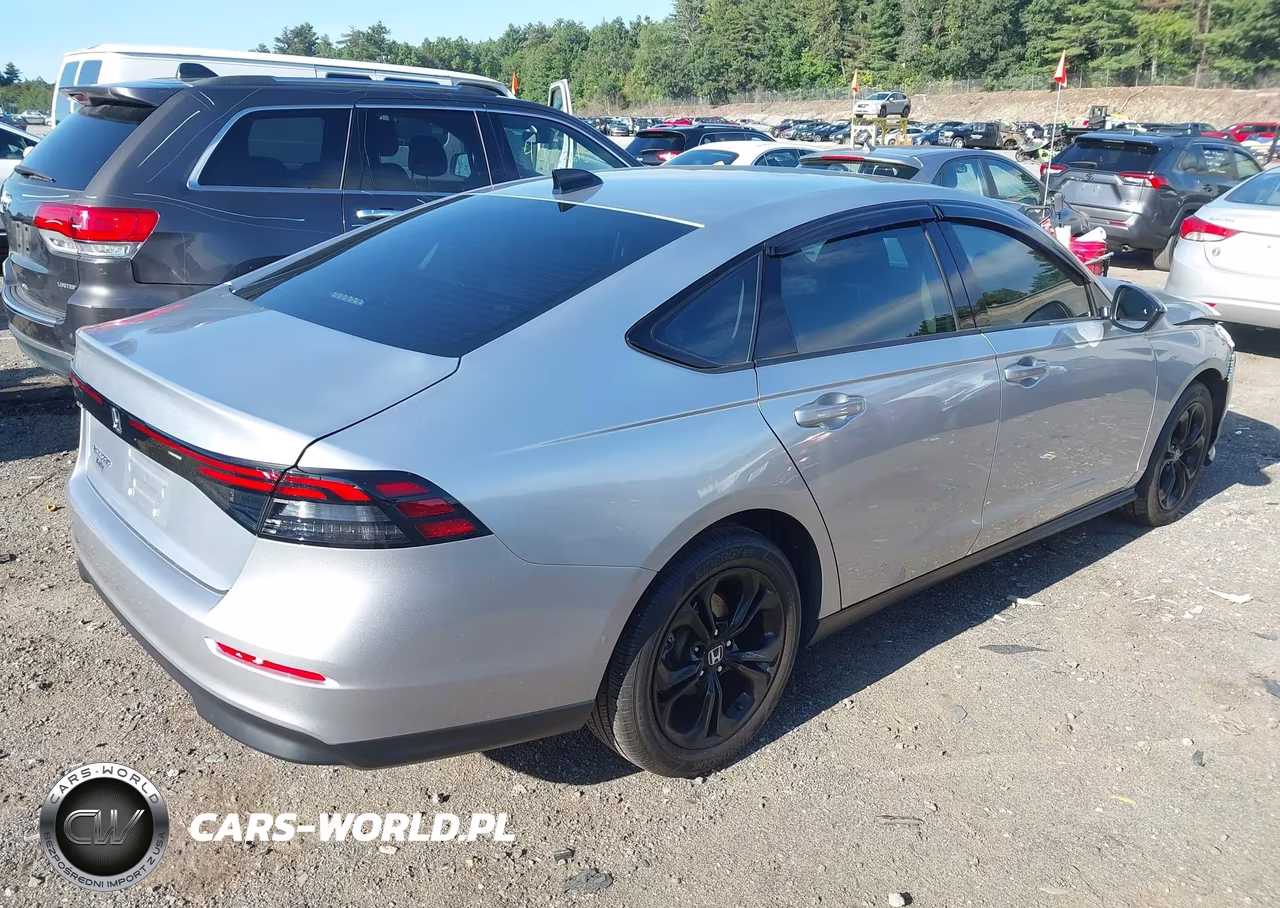 2025 Honda Accord Se VIN:1HGCY1F47SA043335 - 4