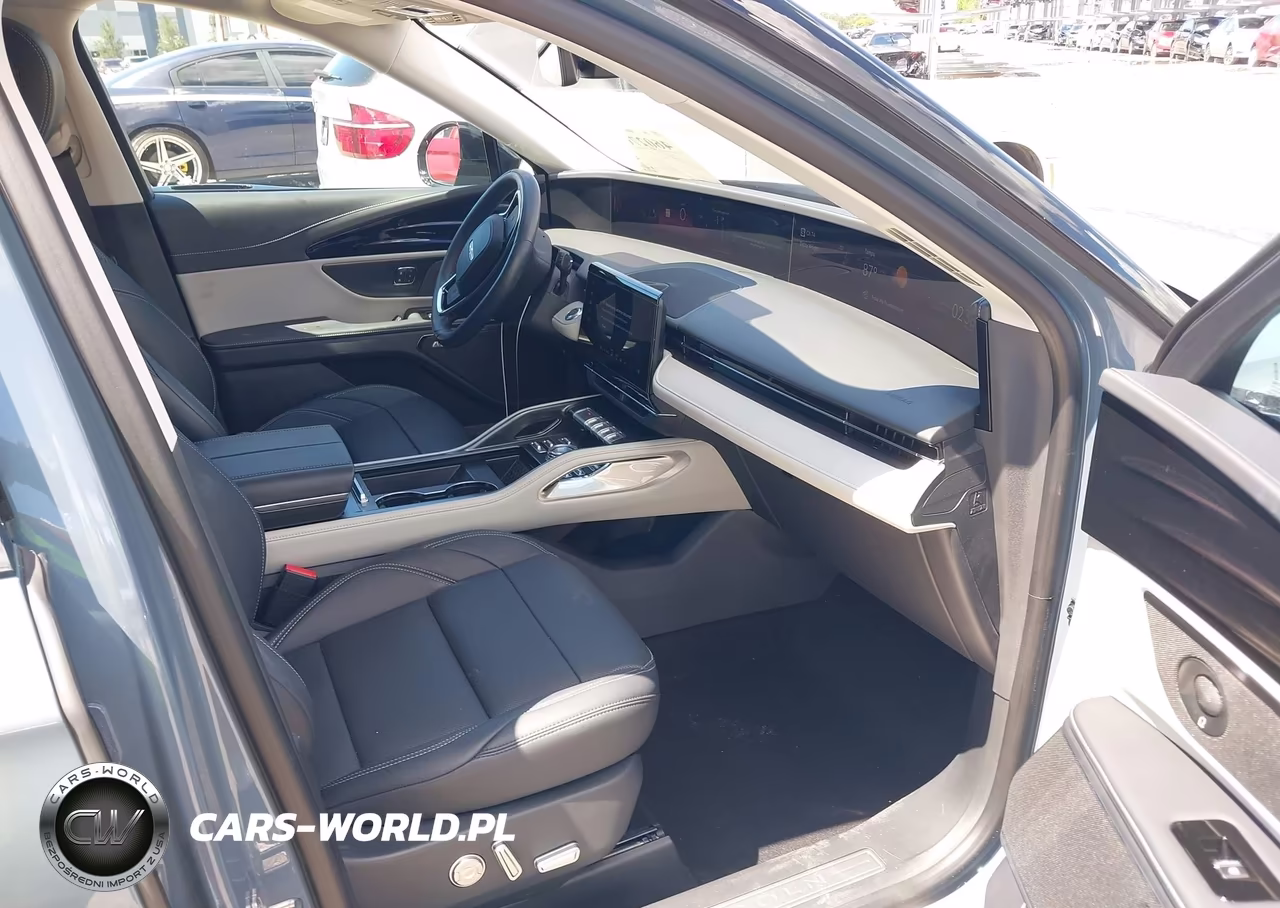 2025 Lincoln Nautilus Premiere VIN:5LMPJ8JA0SJ961222 - 5