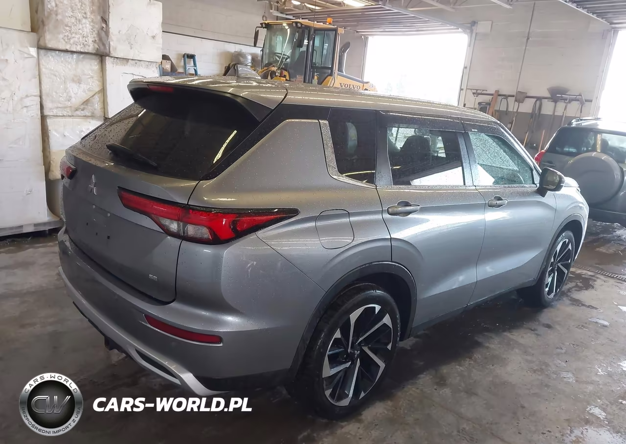 2022 Mitsubishi Outlander Black Edition S-Awc-Se 2.5 S-Awc-Se Launch Edition S-Awc VIN:JA4J4UA8XNZ012254 - 4
