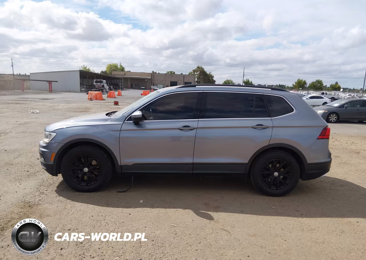 2019 Volkswagen Tiguan 2.0T Se-2.0T Sel-2.0T Sel R-Line-2.0T Sel R-Line Black VIN:3VV2B7AX4KM129139 - 14
