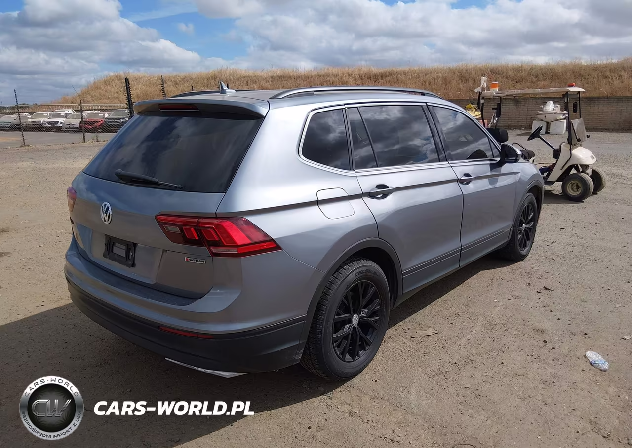 2019 Volkswagen Tiguan 2.0T Se-2.0T Sel-2.0T Sel R-Line-2.0T Sel R-Line Black VIN:3VV2B7AX4KM129139 - 4