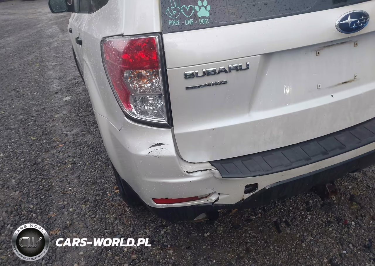 2011 Subaru Forester 2.5X VIN:JF2SHABC3BH732272 - 12