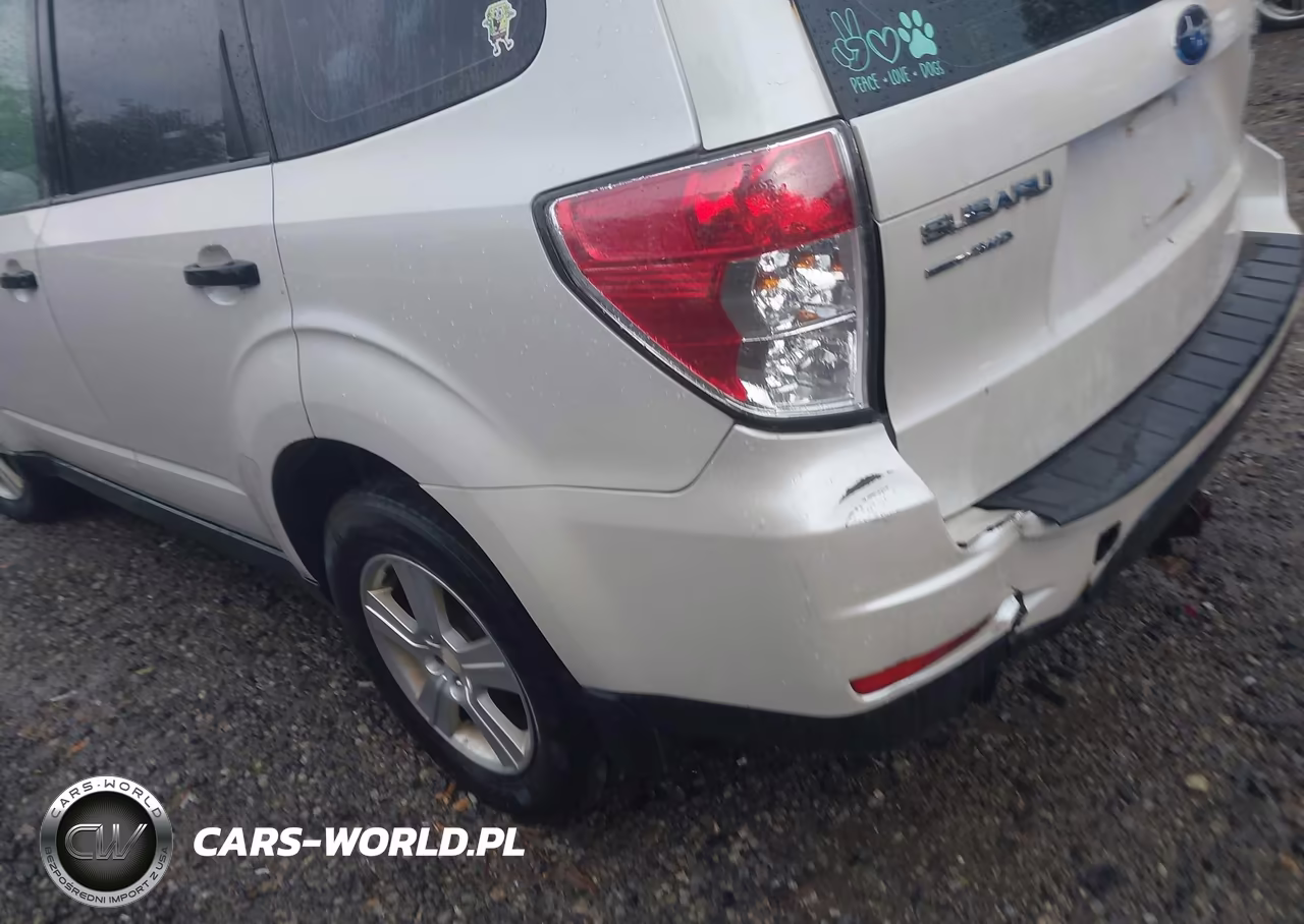 2011 Subaru Forester 2.5X VIN:JF2SHABC3BH732272 - 13