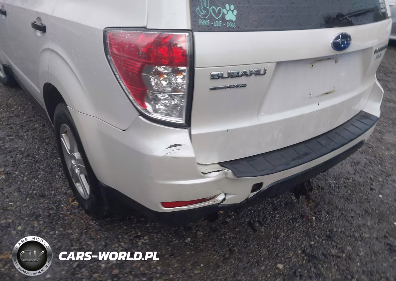 2011 Subaru Forester 2.5X VIN:JF2SHABC3BH732272 - 14