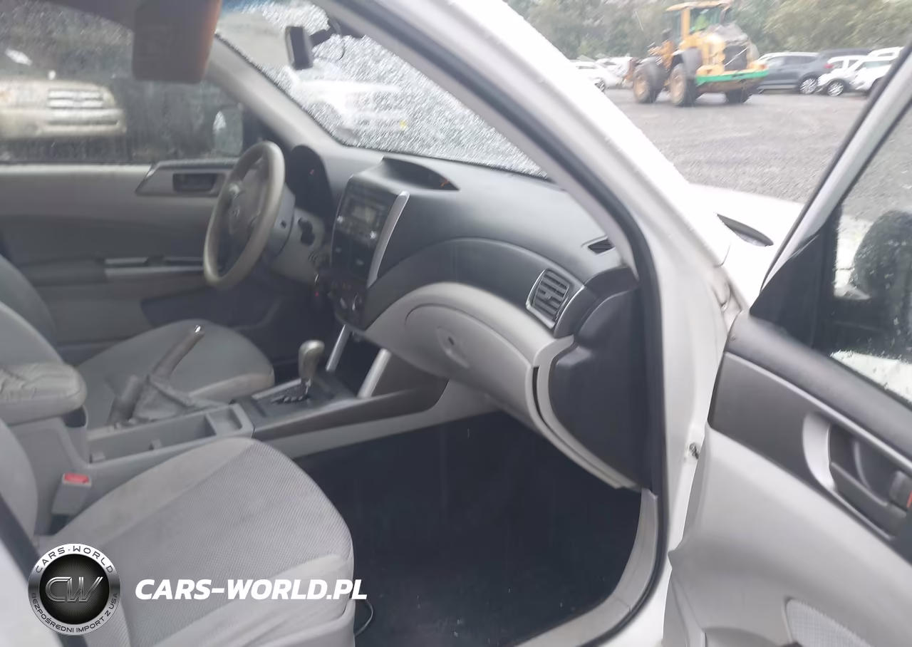 2011 Subaru Forester 2.5X VIN:JF2SHABC3BH732272 - 5