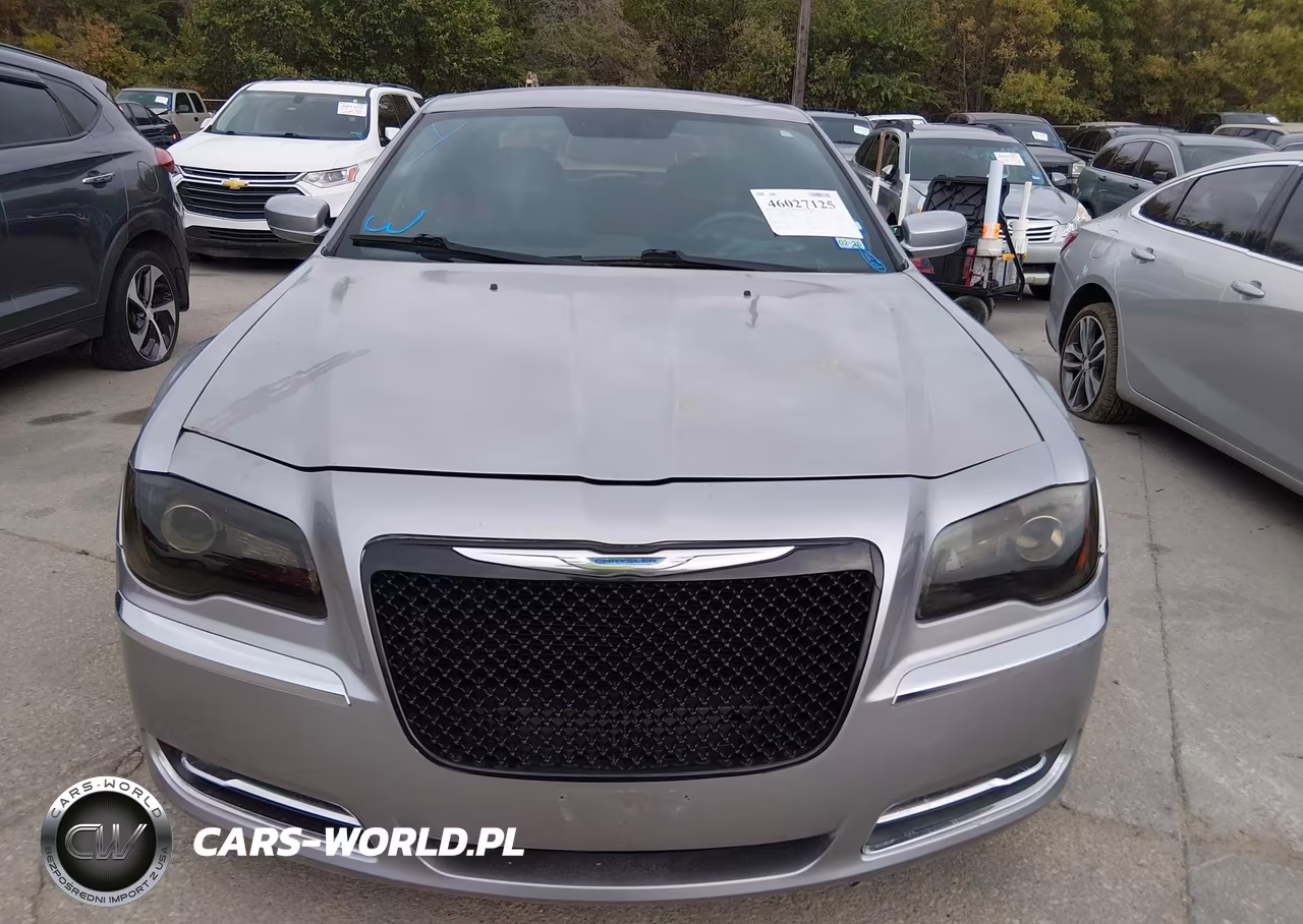 2013 Chrysler 300 Motown VIN:2C3CCAAG6DH561203 - 12