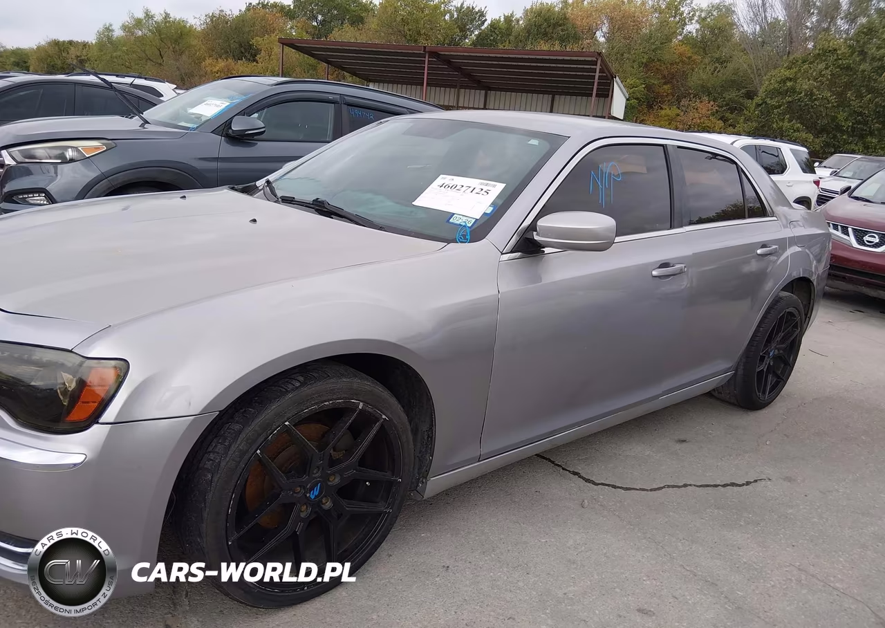 2013 Chrysler 300 Motown VIN:2C3CCAAG6DH561203 - 14