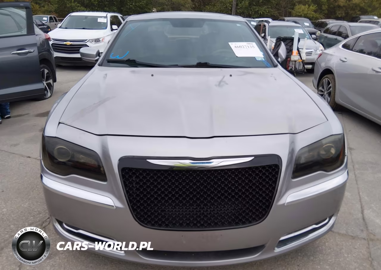 2013 Chrysler 300 Motown VIN:2C3CCAAG6DH561203 - 6