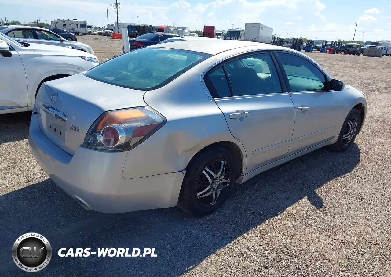 2010 Nissan Altima 2.5 S VIN:1N4AL2AP5AN427218 - 4