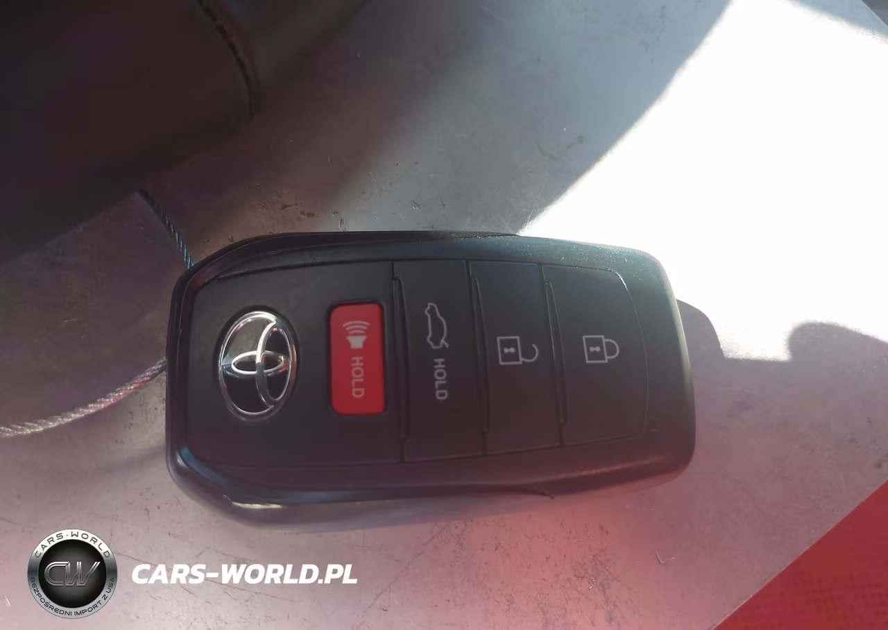 2026 Toyota Camry Xse VIN:4T1DAACK4TU237777 - 11