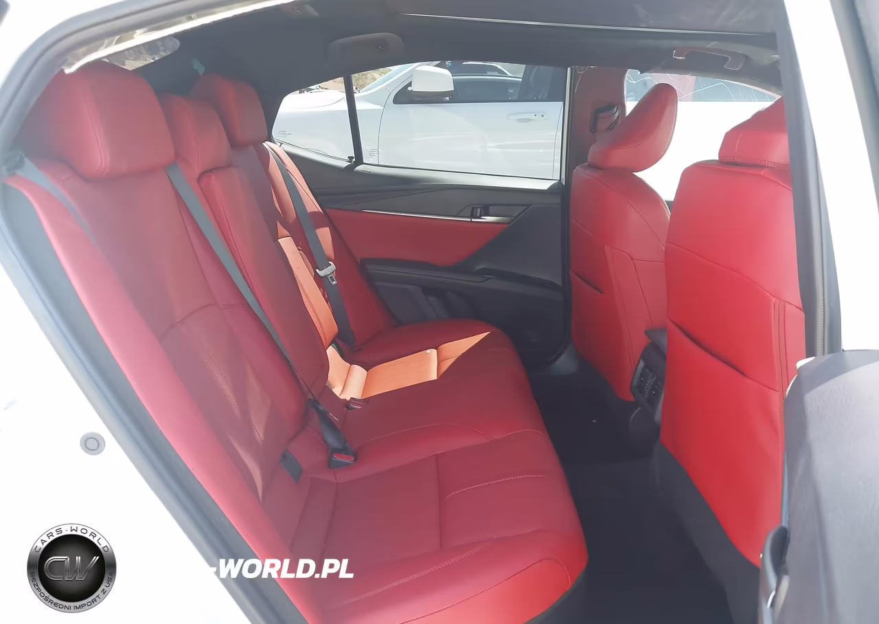 2026 Toyota Camry Xse VIN:4T1DAACK4TU237777 - 8